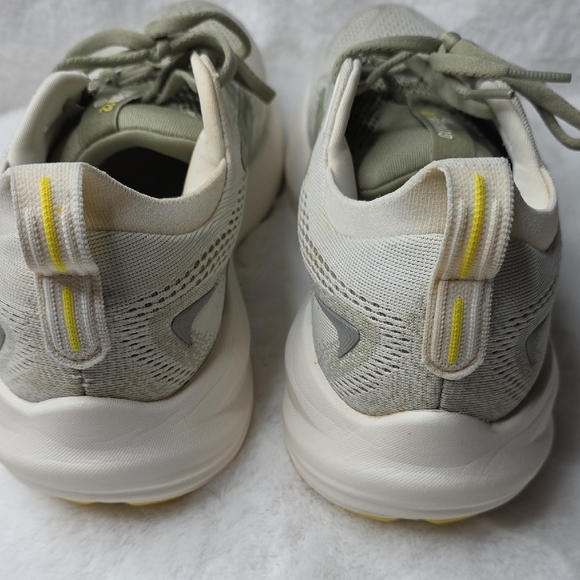 Brooks Men's Glycerin 22 - Coconut / Tea / Blazing Yellow - Picture 14 of 15